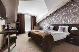 Гостиница Алфавит Санкт-Петербург Комфорт улучшенный с балконом-1